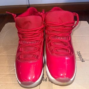 Jordan 11 Retro Win Like 96 Men's size 8.5